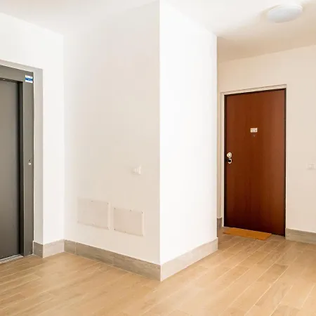 The Rent - One Bedroom Close Crescenzago Subway Apartamento Milán