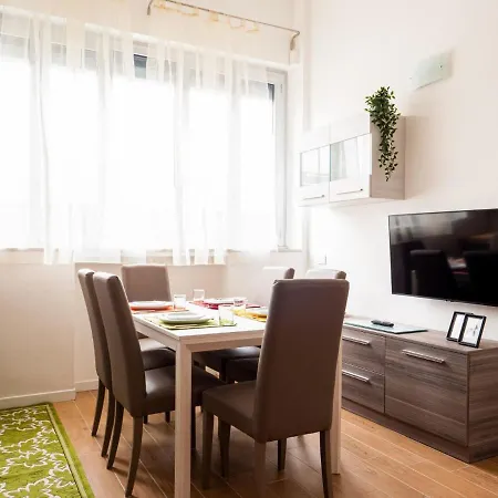 The Rent - One Bedroom Close Crescenzago Subway Apartamento *